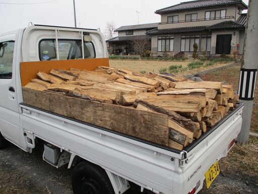 宮城県　軽トラ１台分　★キャンプ用・暖炉用　薪 販売します★