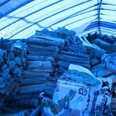 宮城県　軽トラ１台分　★キャンプ用・暖炉用　薪 販売します★