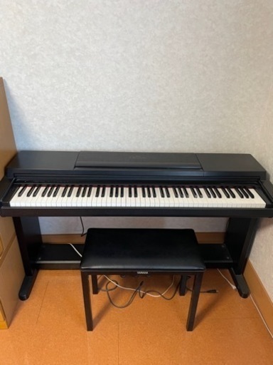 YAMAHA 電子ピアノ　CLP-560