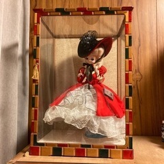【取引中】フランス人形と人形ケース
