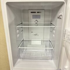  17480  NITORI 一人暮らし2D冷蔵庫 2022年製 140L ◆大阪市内・東大阪市他 5,000円以上ご購入で無料配達いたします！◆ ※京都・高槻・枚方方面◆神戸・西宮・尼崎方面◆生駒方面、大阪南部方面　それぞれ条件付き無料配送あり！            