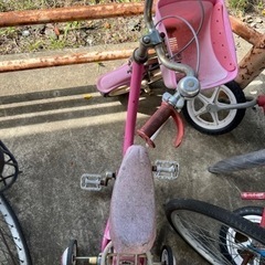 自転車　子供用　補助輪付き
