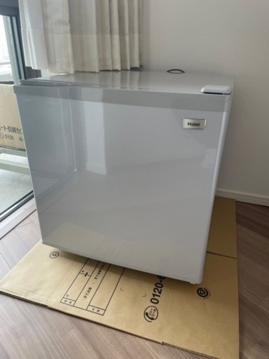 超美品　ハイアール　1ドア小型冷凍庫