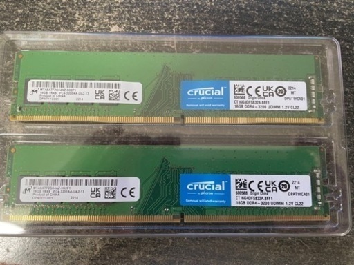 デスクトップ用メモリ DDR4 3200MHz 16G x 2枚