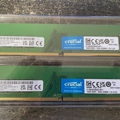 デスクトップ用メモリ DDR4 3200MHz 16G x 2枚