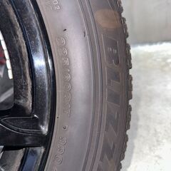 【中古冬用タイヤセット】ブリヂストン　ブリザック　VRX 225/60R17 99Q アルミホイール付き