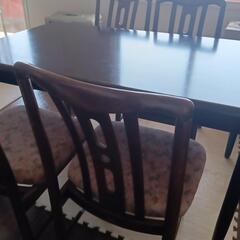 相談中）食卓テーブルと、椅子4脚