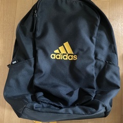 adidasカバン