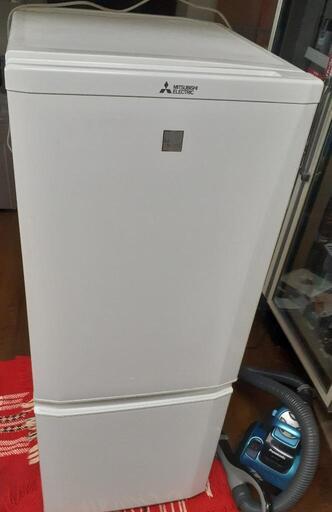 只今商談中！年式からの美品！三菱冷凍冷蔵庫146L！