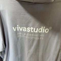 vivastudio パーカー