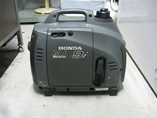 HONDA  eu9i    インバ－タ－発電機　限定色