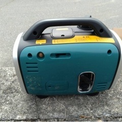 【美品】URCERI　ガソリンインバーター発電機