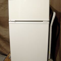 ∞ 2ドア冷凍冷蔵庫 88L 単身者向け 2014年製 動作確認...