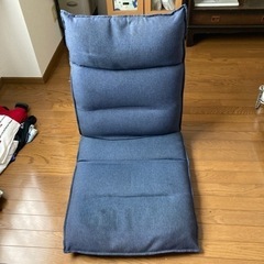 数段階に調整可能な座椅子です🤭‼️　家具 椅子 座椅子