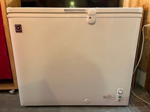 レマコム 冷凍ストッカー 上開き 210L RRS-210CNF ホワイト - 業務用冷凍庫