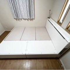 家具　寝具　ニトリ　
クイーンベッド　フレーム