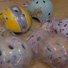 新品ヘルメット　１つ２０００円