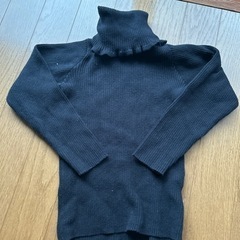 無料です　子供用品 キッズ用品 子供服　3枚の服　