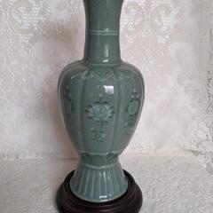 花瓶　青磁　陶芸品　フラワーベース