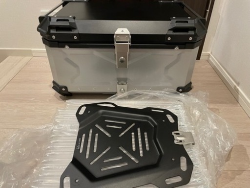 リアボックス モノキーケース 大容量 バイク用トップケース　(65L) シルバー