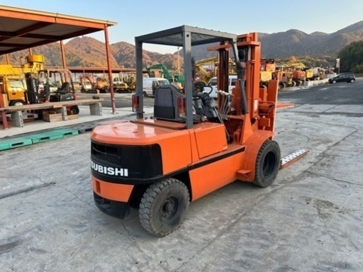 フォークリフト FD30 三菱. 容量 : 3トン (3000 KG). ディーゼル 