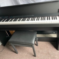 2016年製　KOLG LP380 黒色88鍵盤電子ピアノ