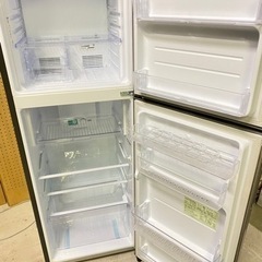 配送無料！　シャープ　ノンフロン冷凍冷蔵庫　2022年　225L キッチン家電