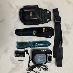 マキタ(Makita) 充電式ペンインパクトドライバ (バッテリー・充電器付) TD021DSHSP ブルー