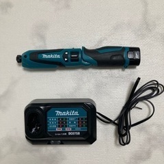 マキタ(Makita) 充電式ペンインパクトドライバ (バッテリー・充電器付) TD021DSHSP ブルー