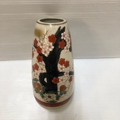 花瓶　陶器　インテリア小物　ディスプレイ　美術品　工芸品