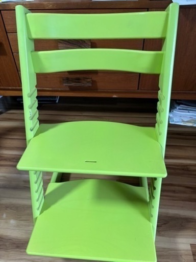 STOKKE 子供椅子