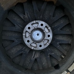 16インチ  6.5J +53 PCD：5H114.3