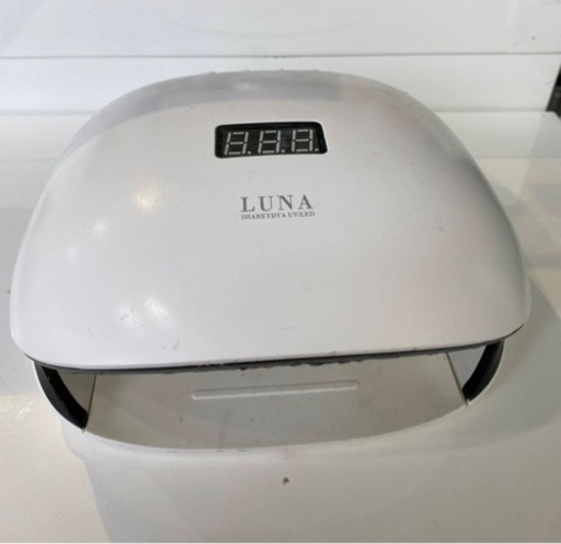 LEDライト　ジェルネイル　LUNA