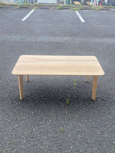 センターテーブル