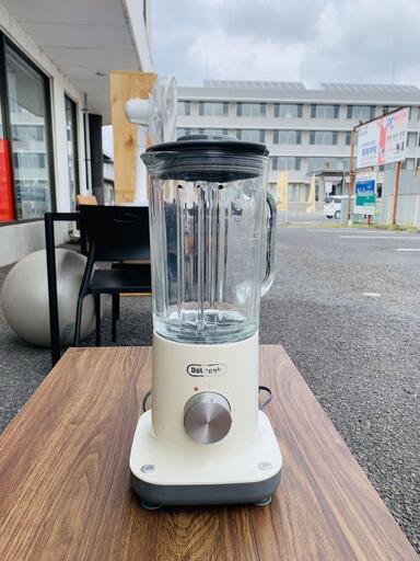 デロンギ DELONGHI ブレンダーDBL708-WH 1.6L