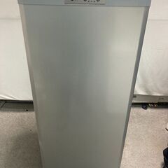 ☆中古￥15,000！MITSUBISHI　121㍑2ドア冷蔵庫　家電　2018年製　MF-U12D-S型　幅48㎝ｘ奥行59㎝ｘ高さ113㎝　【BE008】