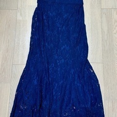 神戸レタスの明るい紺色レース、ミドル丈のマーメイドスカート