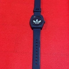 adidas アナログ腕時計　ネイビー　美品　626ー1ー5000ー2