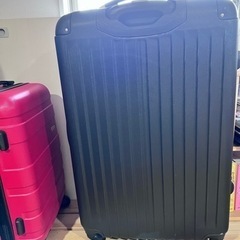 【キャスター破損につき無料】スーツケース　7泊くらいの大きさ