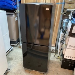 🉐2018年製🙆少し大きめの148L冷蔵庫