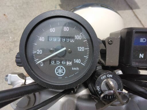 ヤマハ　TW225