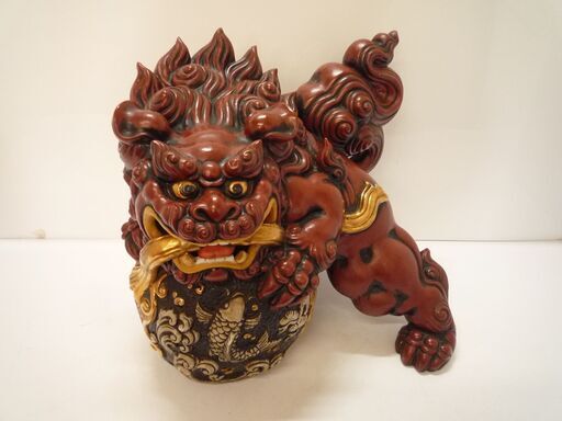 ☆B　九谷焼　獅子置物　赤獅子　玉獅子　玉乗り獅子　獅子　魔除け　縁起物　インテリア　飾り