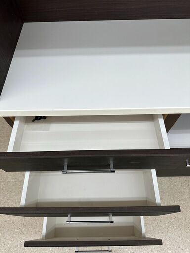 店長値引き★ジモティ割あり★  レンジボード 黒 H180×D40×W104.5 クリーニング済み TJ5641 店長値引き☆ジモティ割あり☆ レンジボード 黒 H180×D40×W104.5