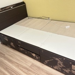 家具 収納付きベッドフレームセミダブル　サイドテーブル