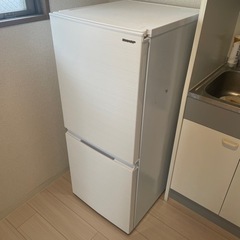 【取引中】2021年式　冷蔵庫　SHARP ドア付け替え可能