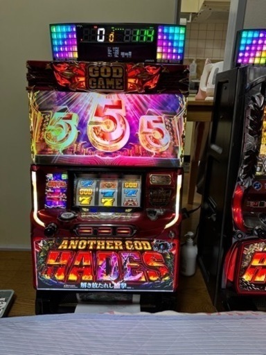 パチスロ　ハーデス　解き放たれし槍撃　６.５号機　GOD 　不要機付き。 パチスロ ハーデス 解き放たれし槍撃 6.5号機 GOD コイン不要機付き