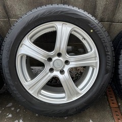 フーガ　社外　アルミ　18インチ スタッドレス付き（ブリザックVRX2）