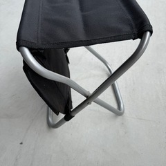 小さな折り畳み椅子(保冷付き)