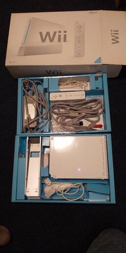 Wii本体、ソフト、コントローラー