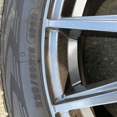 スタッドレスタイヤ225/60R18 100Q４本セット